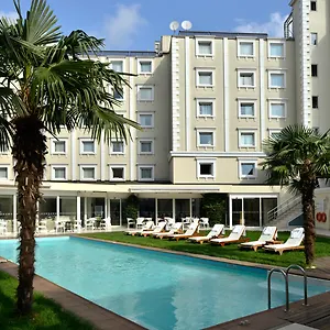 By Ihg 5* Istanbul